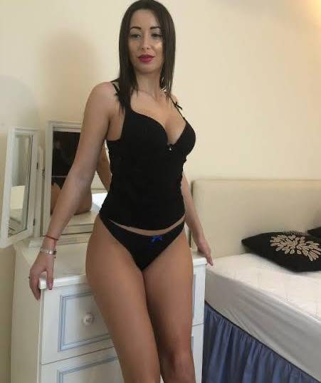 Beylikdüzü Escort Leyla İle Cazibe Dolu Seksi Saatler